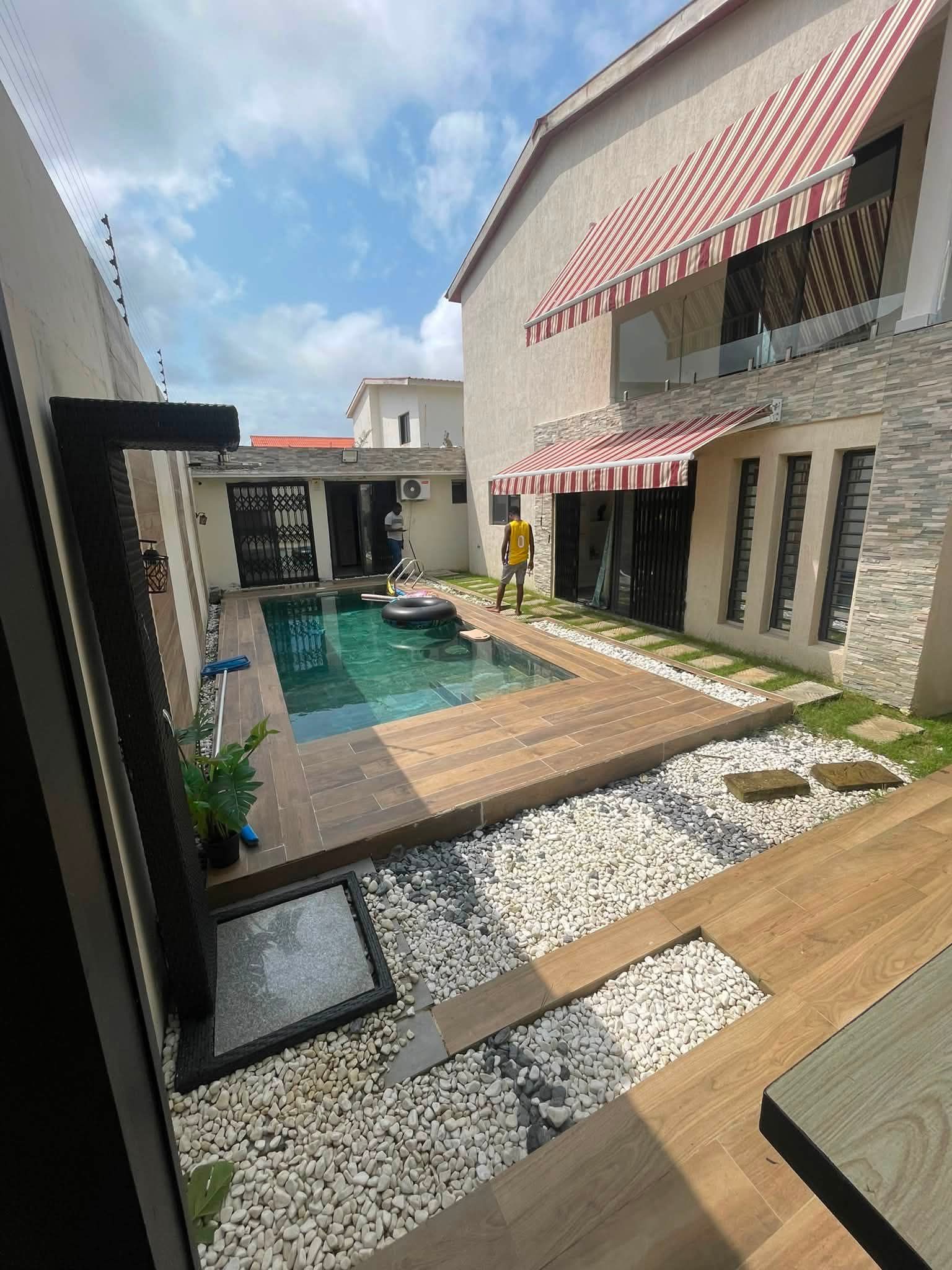 Magnifique villa duplex 4 pièces avec une dépendance