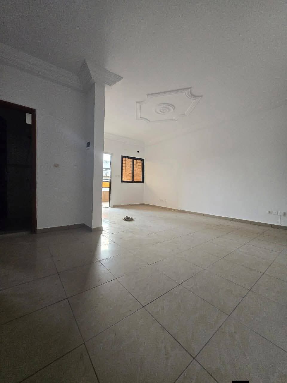 APPARTEMENT 2 PIÈCES À LOUER