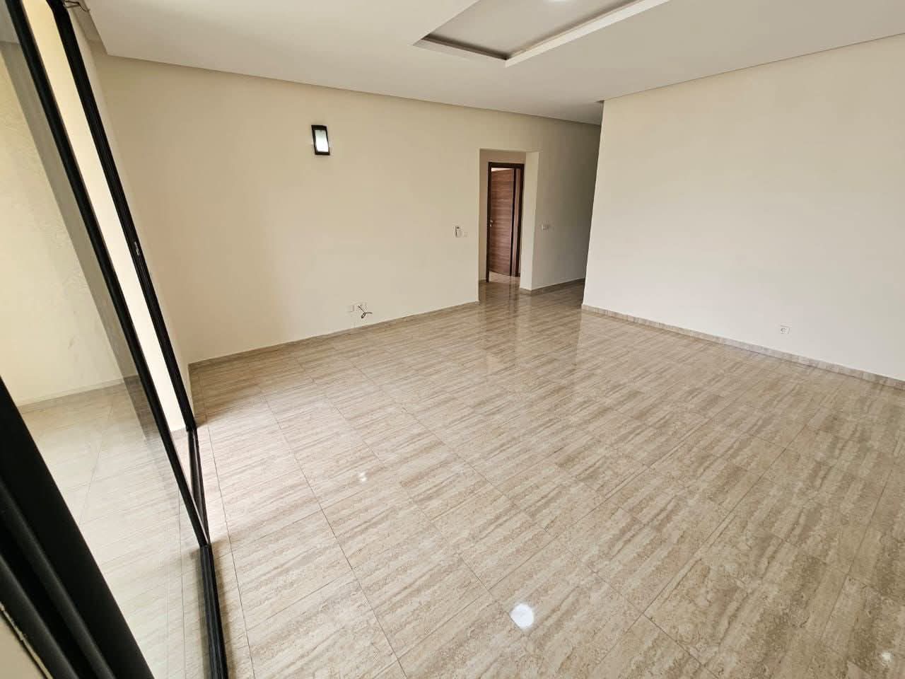 APPARTEMENT 3 PIÈCES À LOUER