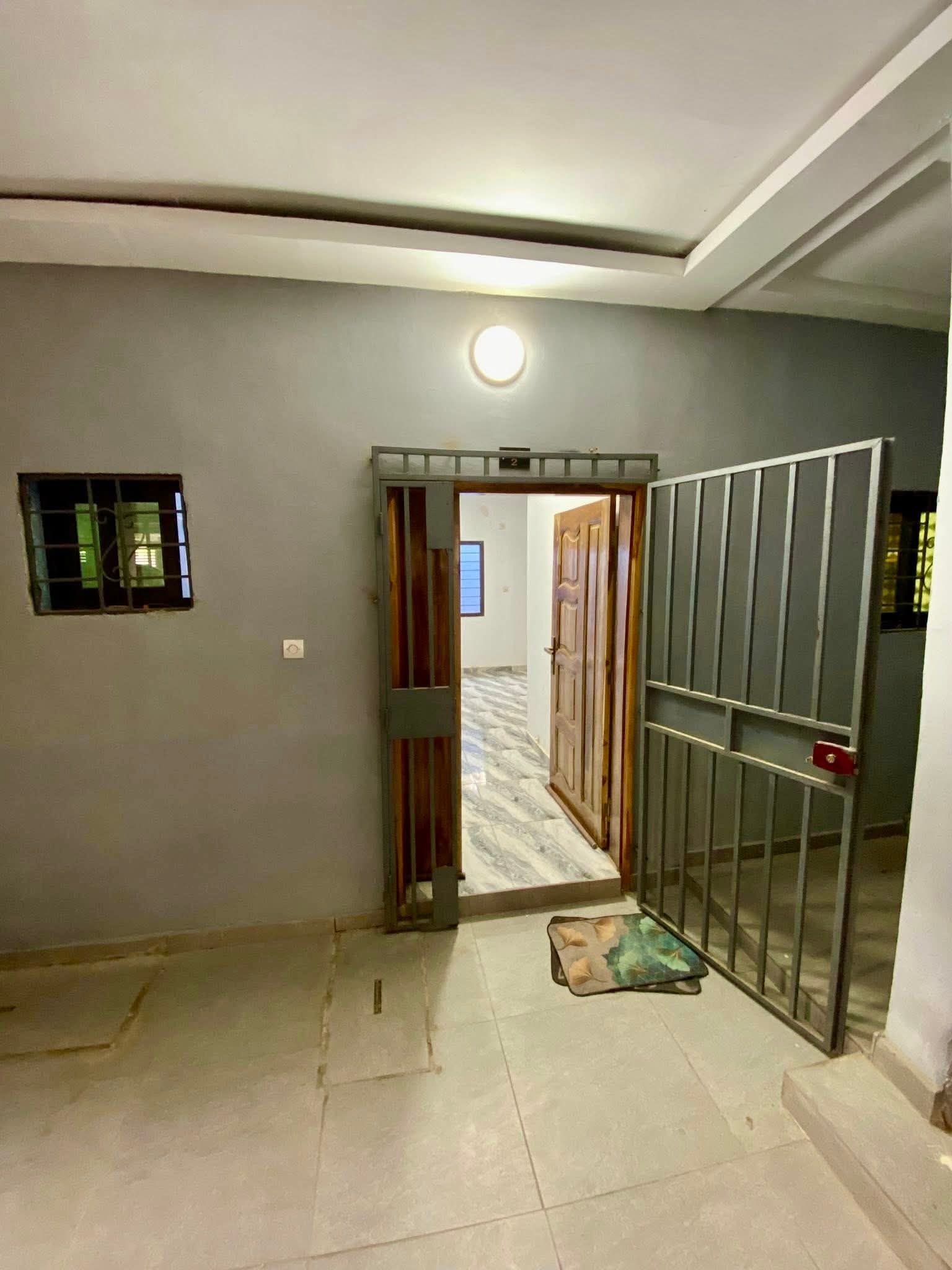 Appartement 2 pièces à louer au rez-de-chaussée
