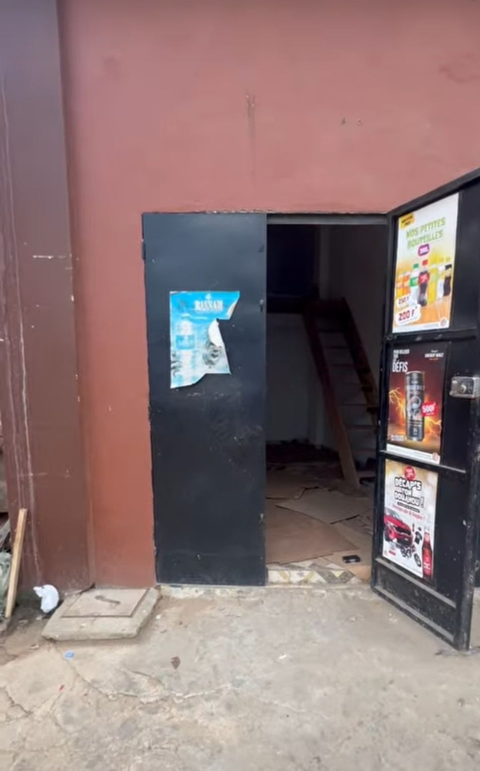 MAGASIN EN LOCATION