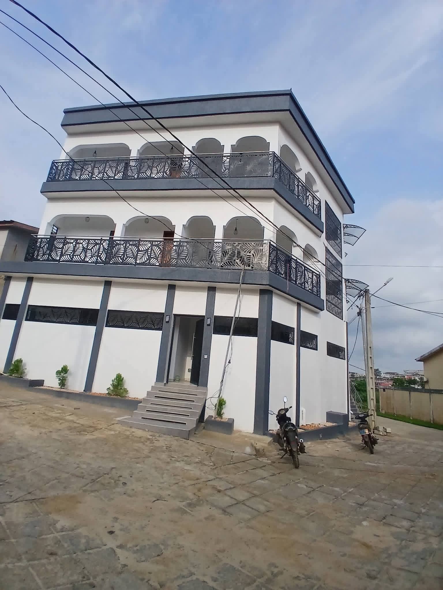 Belle villa duplex en location