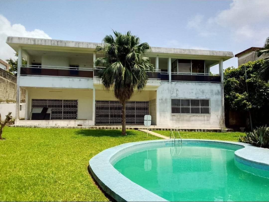 MAGNIFIQUE VILLA DUPLEX EN LOCATION
