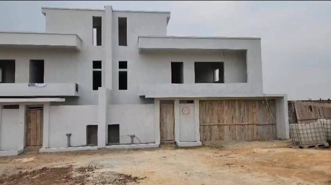 Villa duplex en vente