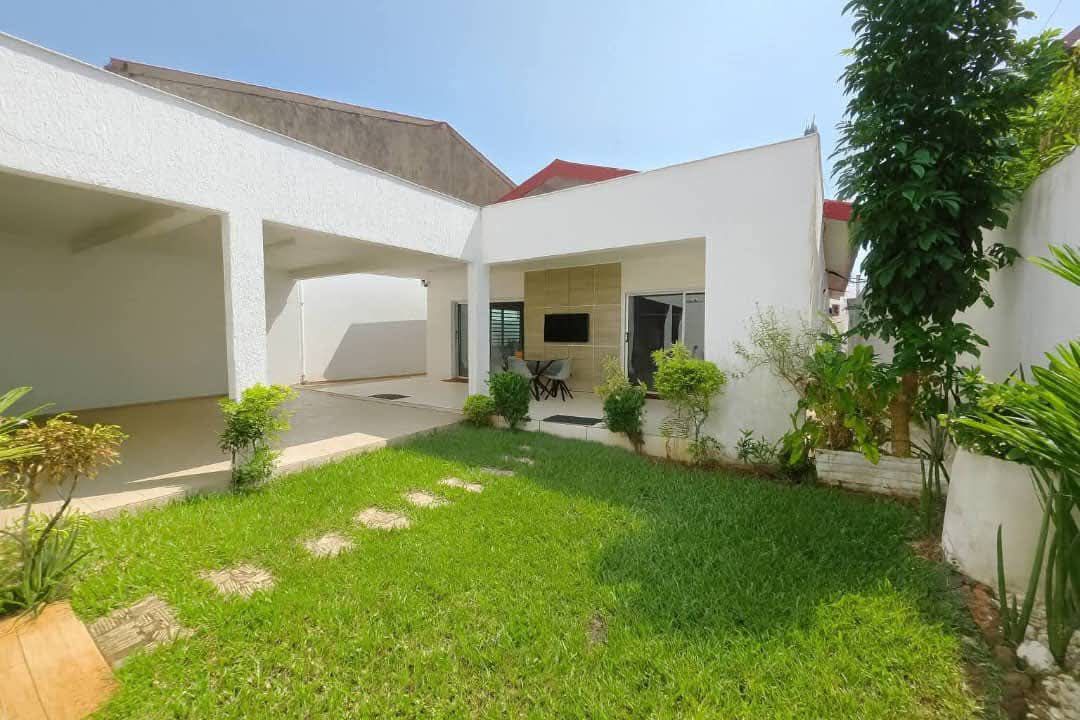 VILLA BASSE 5 PIÈCES À LOUER