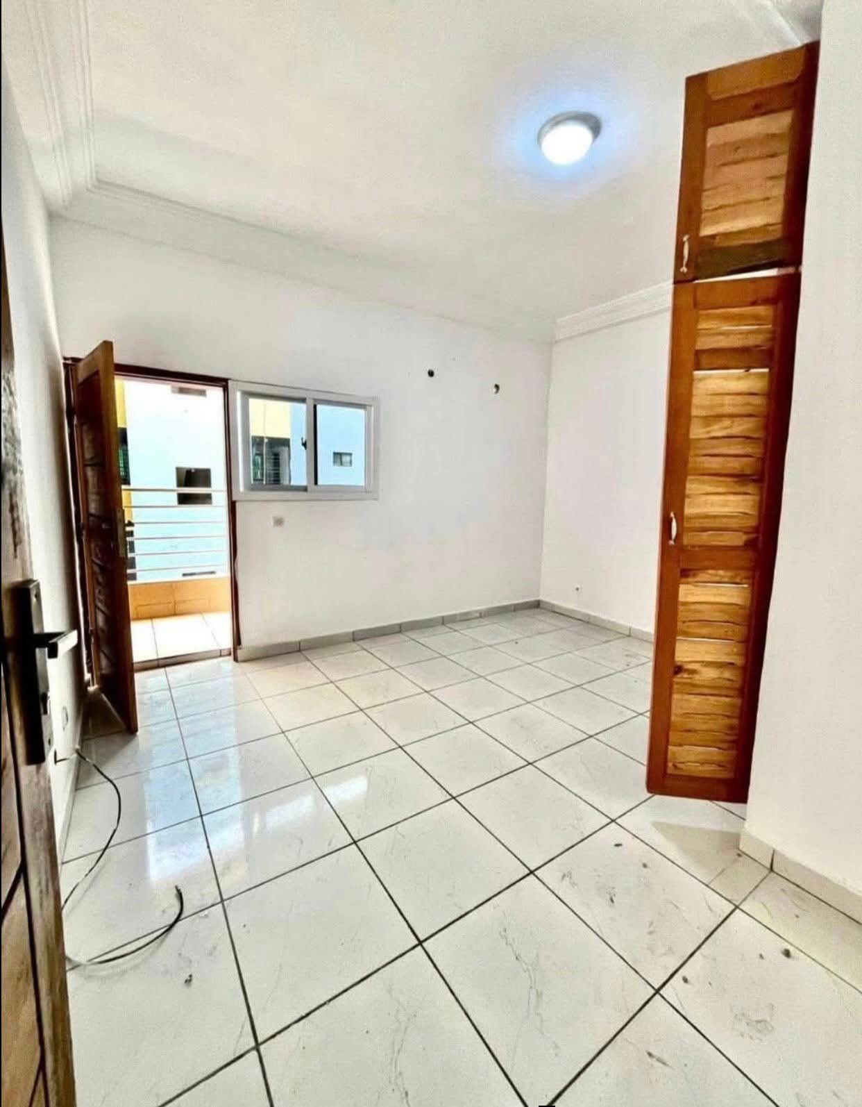 APPARTEMENT DE 2 PIÈCES À LOUER