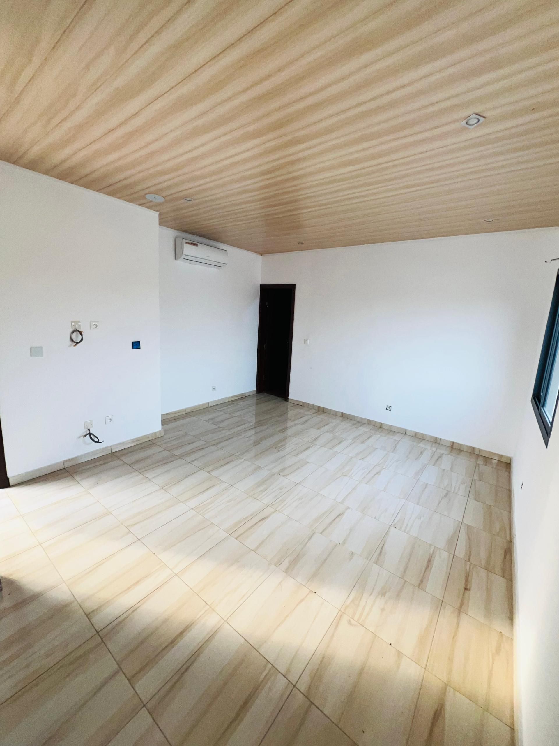 Appartement 3 pièces au 2ème étage