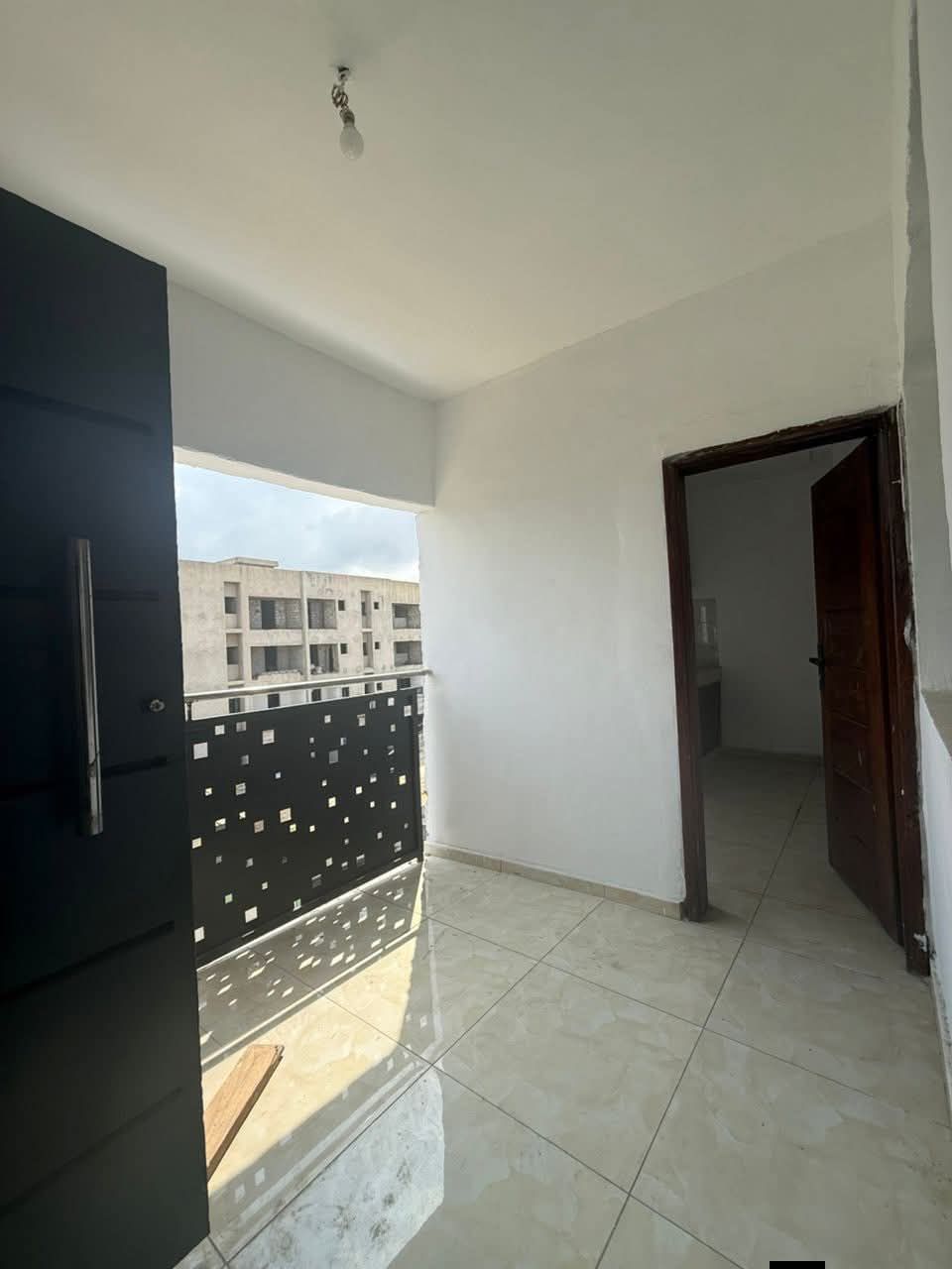 Appartement 4 pièces au 3e étage, jamais habité