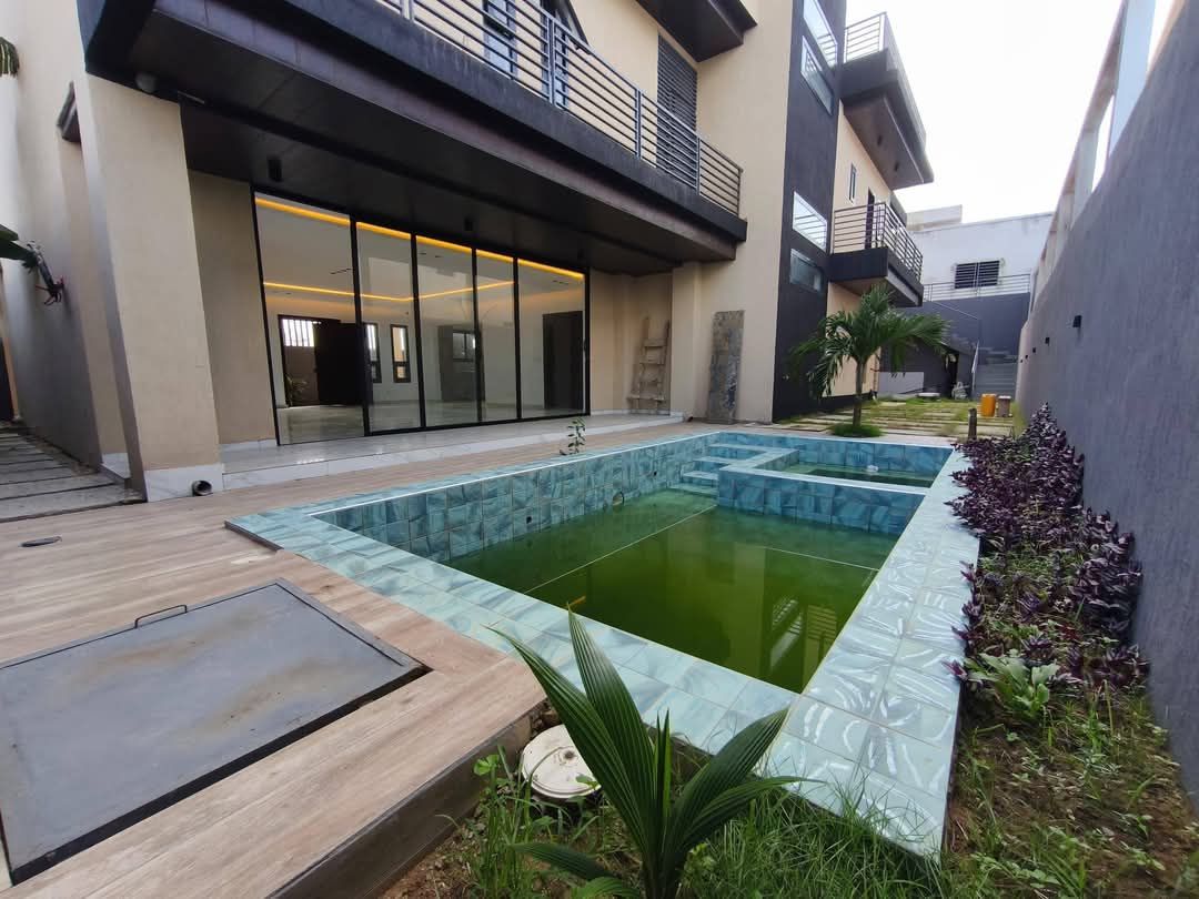 Triplex en vente