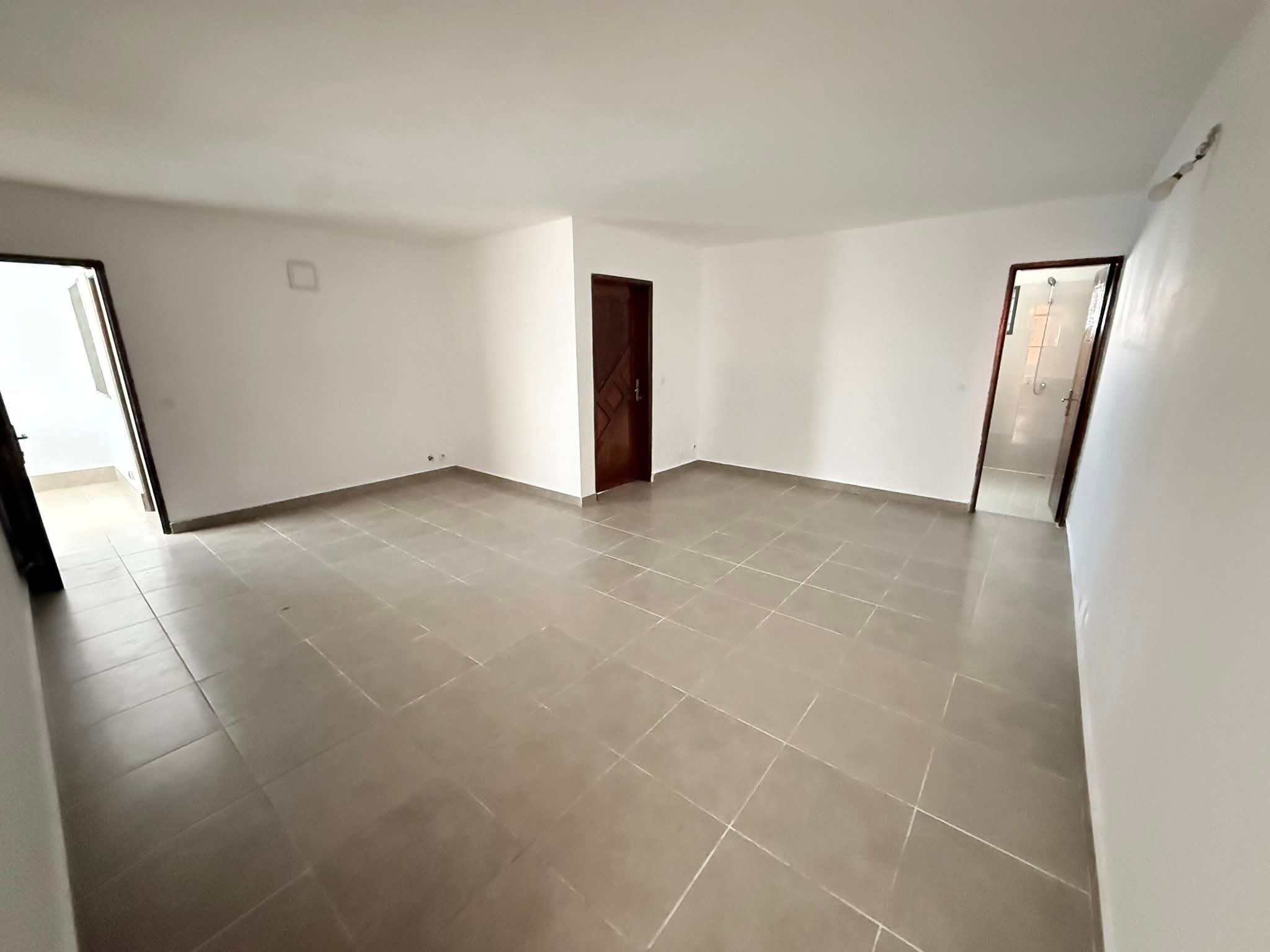 APPARTEMENT 2 PIÈCES À LOUER