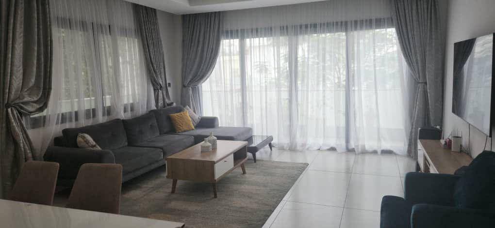 APPARTEMENT 4 PIÈCES À LOUER