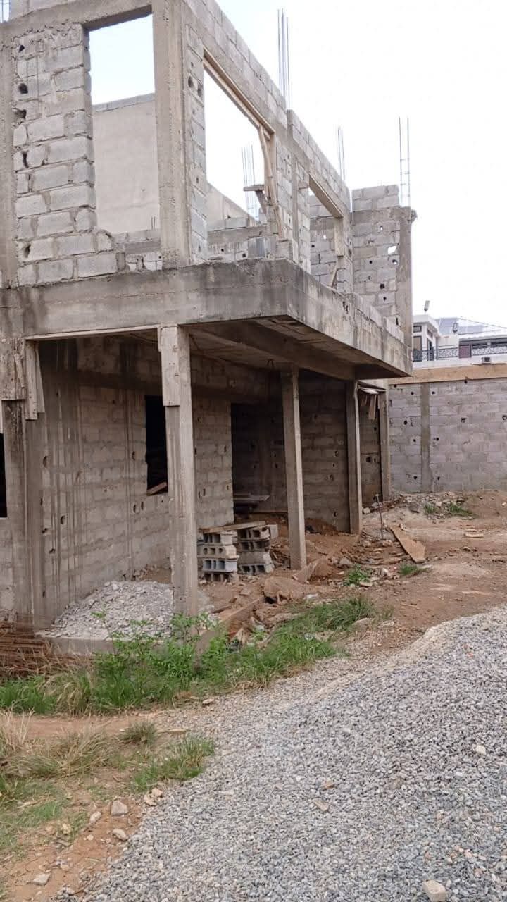 Vente de duplex 6 pièces sur 250m2