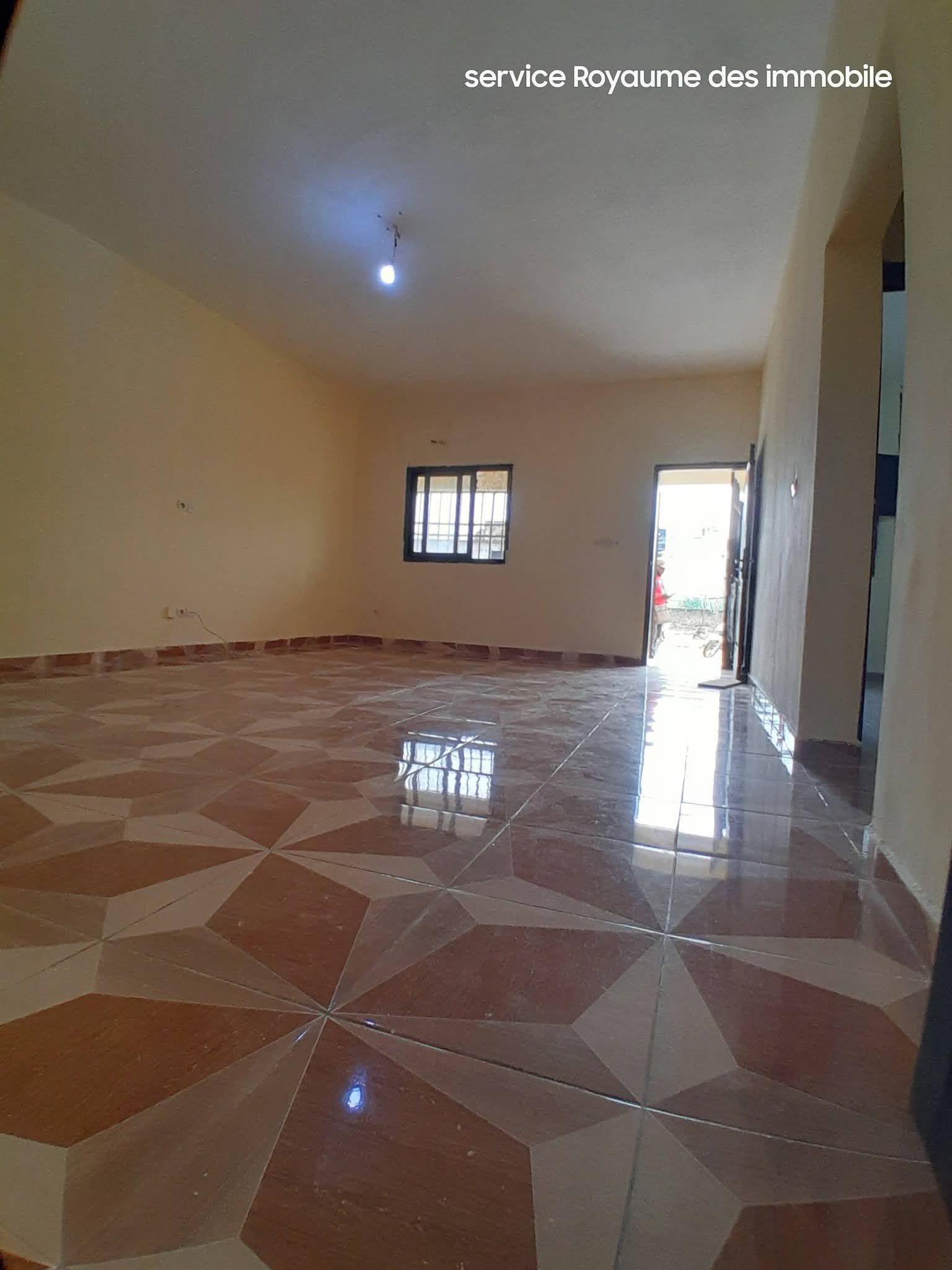 Chic appartement 3 pièces au rez-de-chaussée