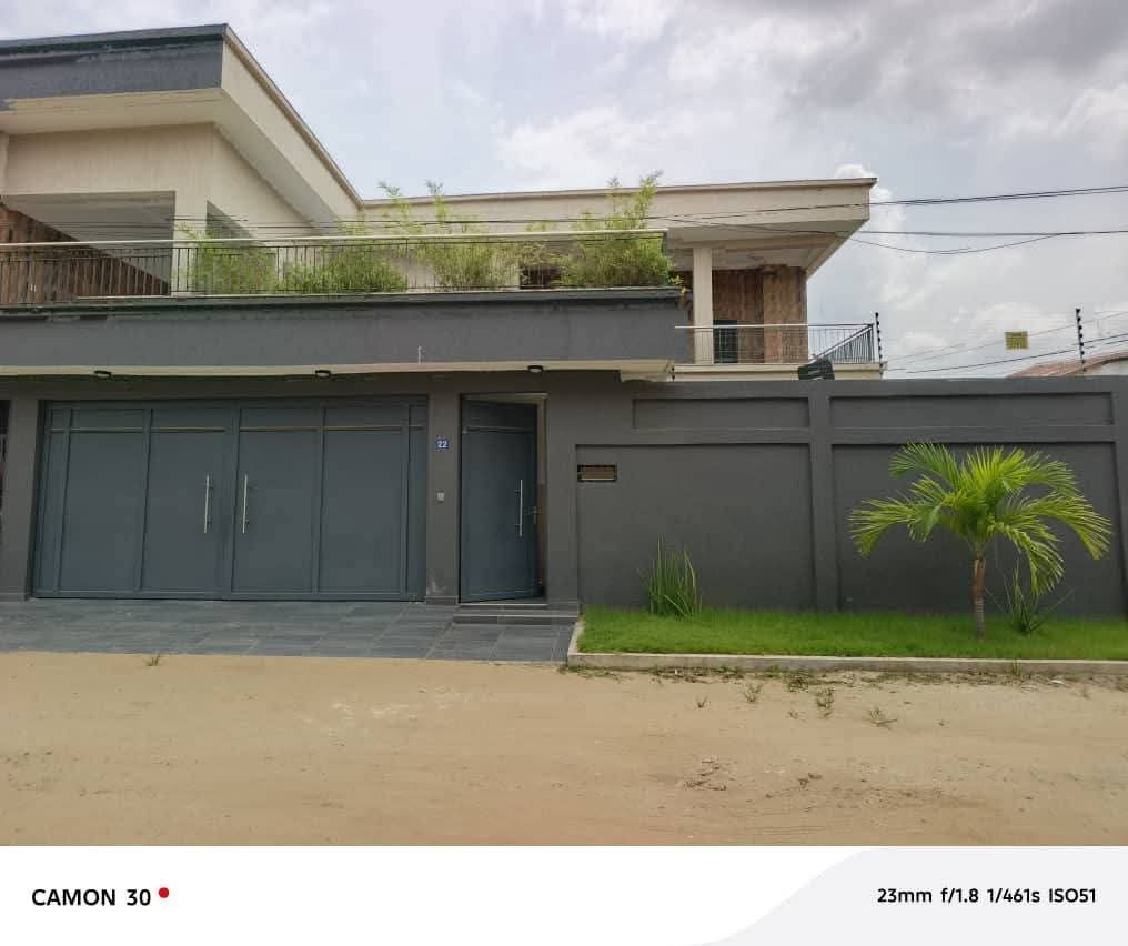 UNE VILLA DUPLEX 5 PIÈCES À LOUER