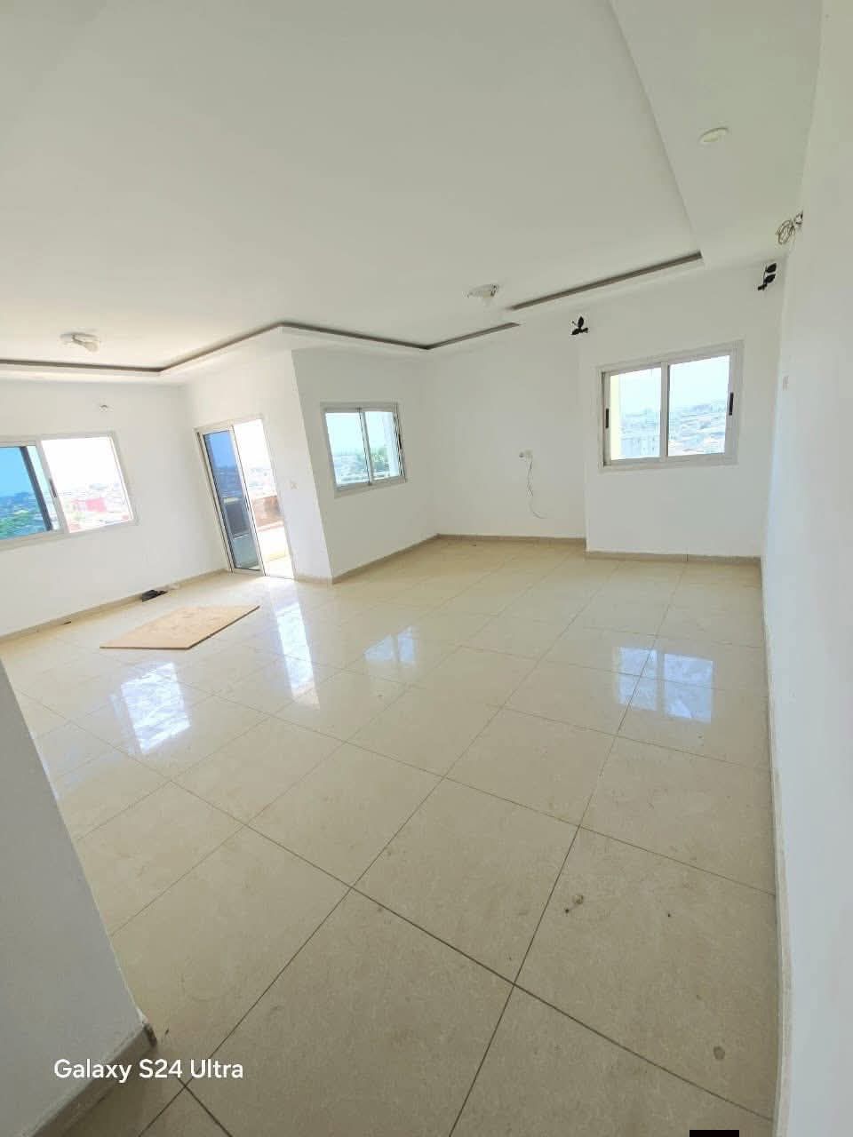 Appartement 4 pièces au 3e étage