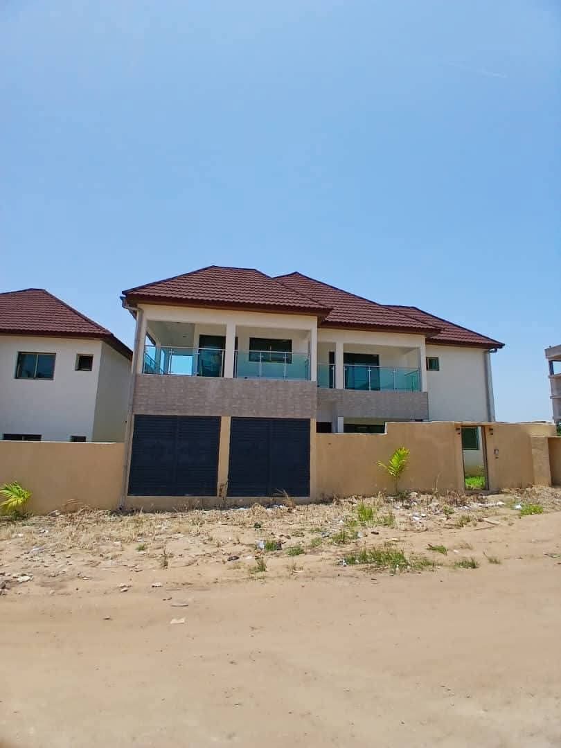 Belle villa duplex en vente