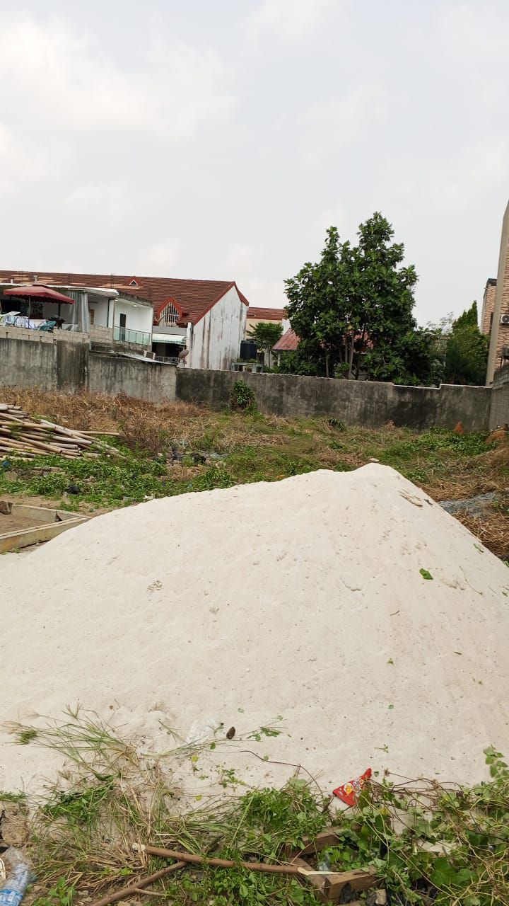 Terrain sur 900m2 à vendre