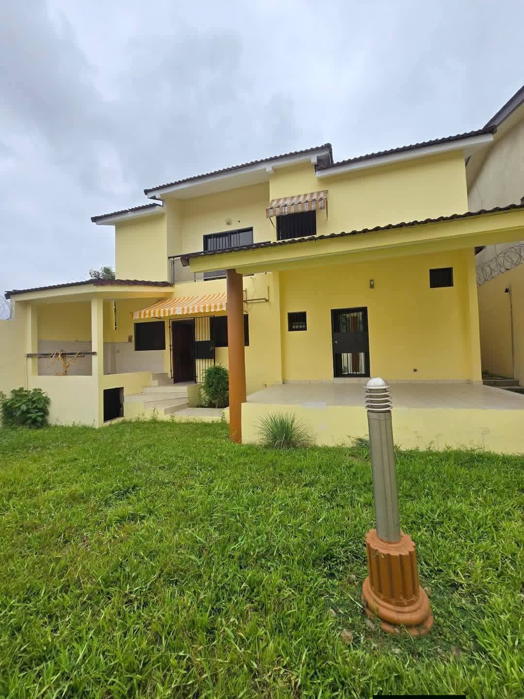 Duplex de luxe 6 pièces en vente