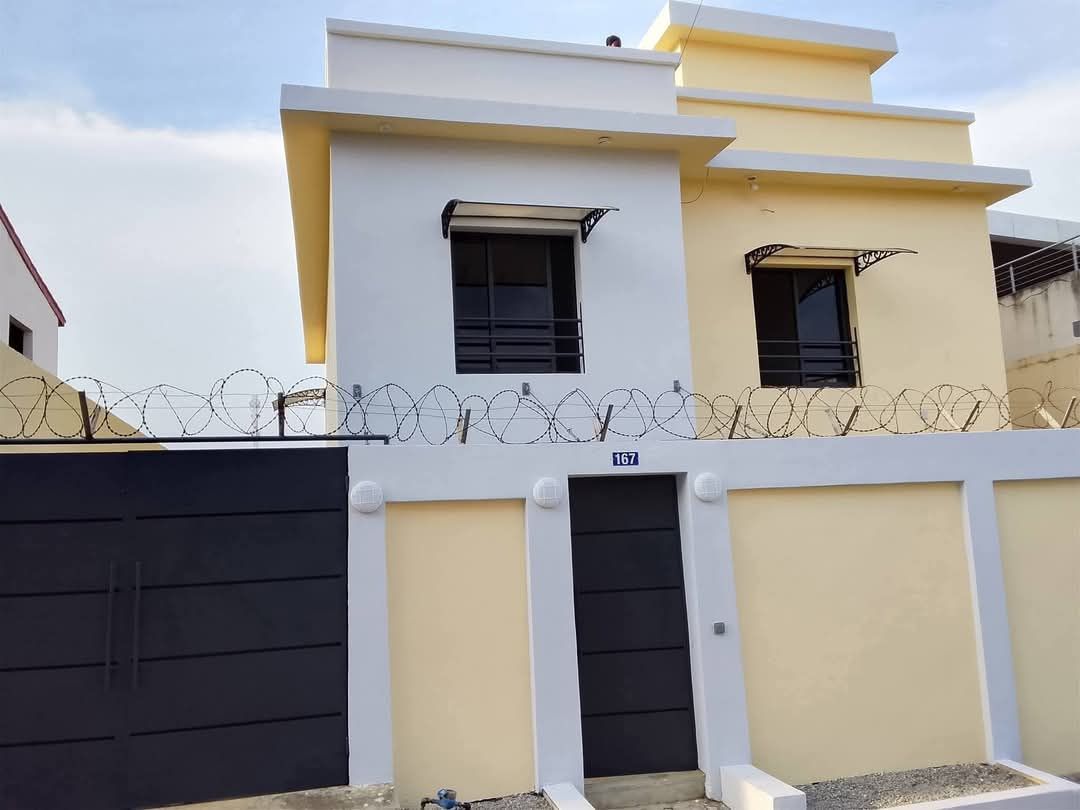 Belle villa duplex en location