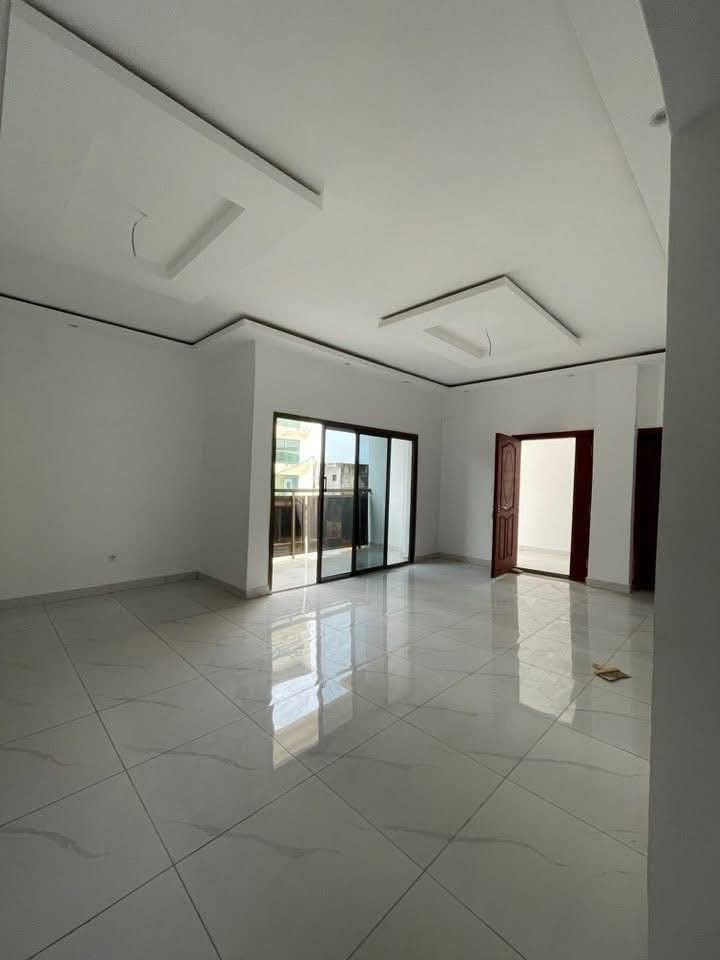 APPARTEMENT 3 PIÈCES EN LOCATION