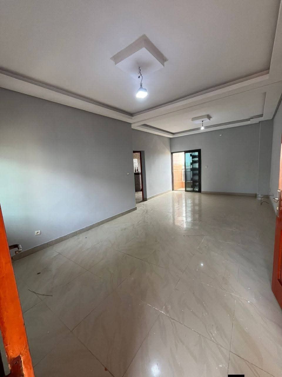 APPARTEMENT 4 PIÈCES À LOUER
