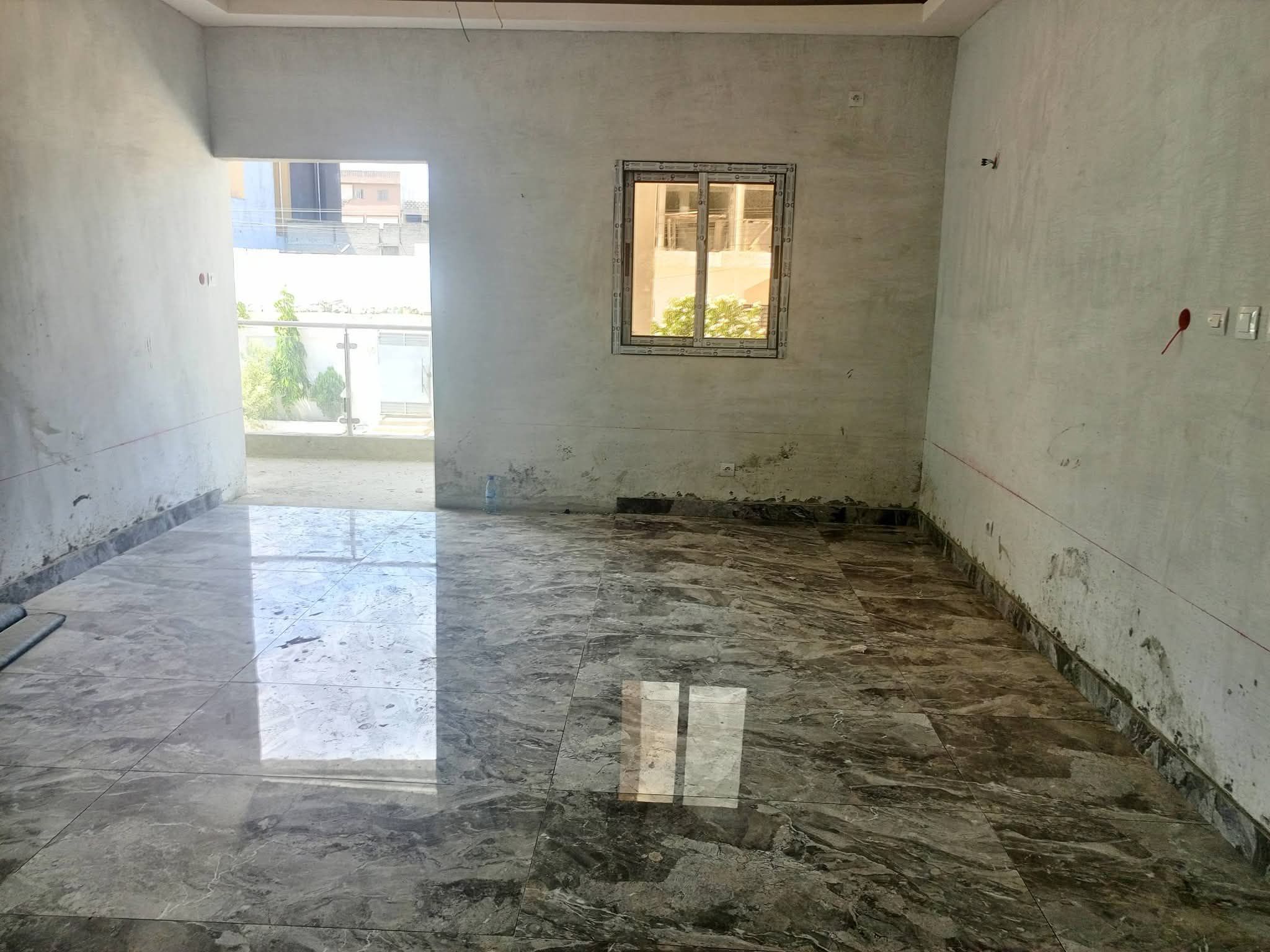 Appartement 3 pièces au rez-de-chaussée à vendre