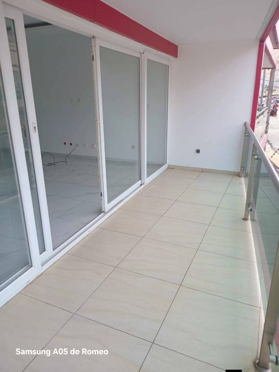 Bon et spacieux Appartement 3 pièces au 1er étage