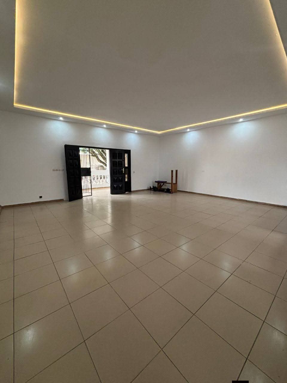 LOCATION VILLA BASSE 6 PIÈCES