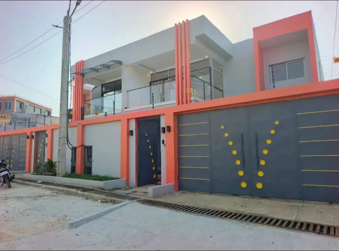 VILLA DUPLEX 5 PIÈCES À LOUER