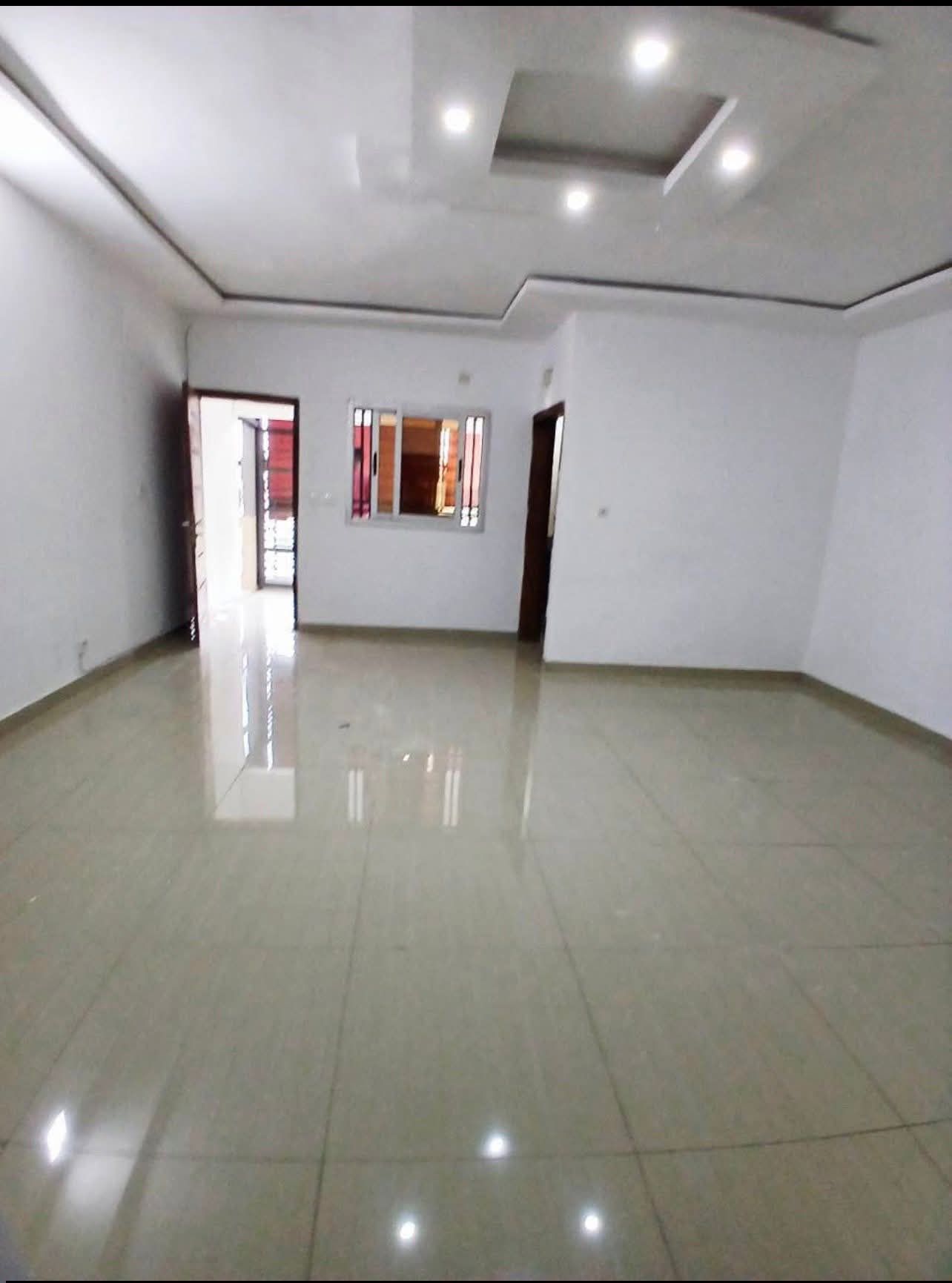 Appartement 2 pièces au 1er étage