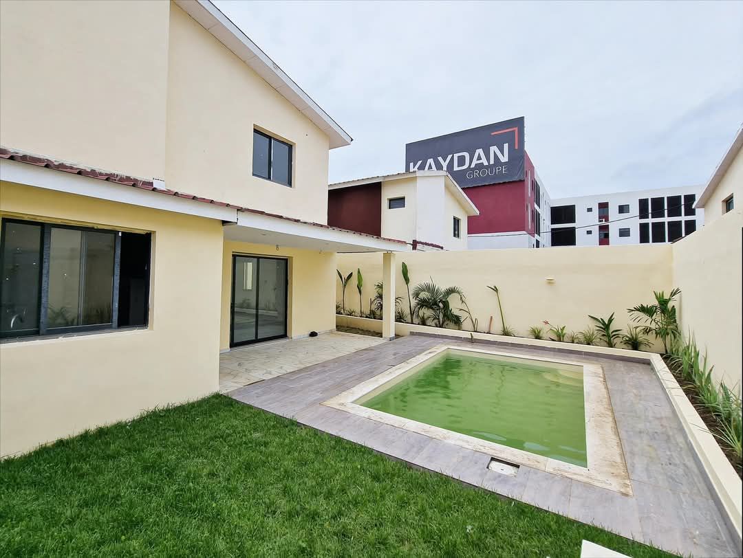 Belle villa duplex en vente