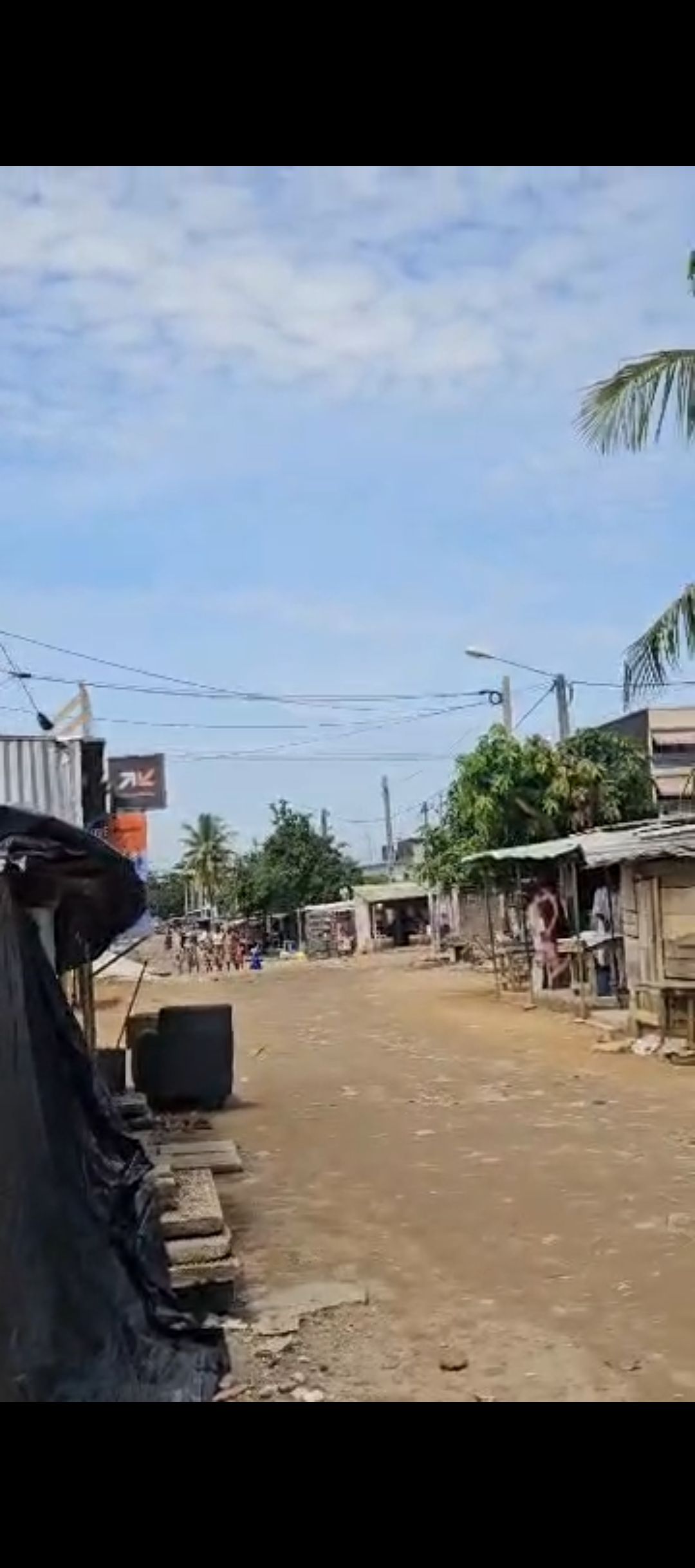 Terrain 483 M2 à vendre avec ACD