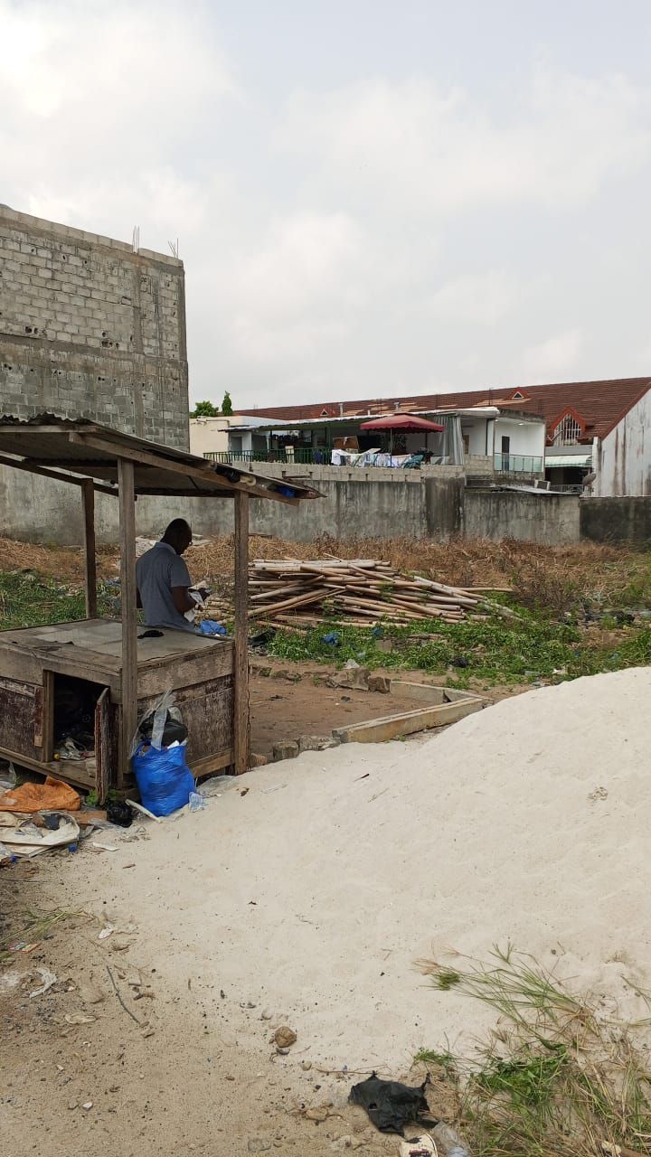 Vente de terrain 900m2 avec ACD