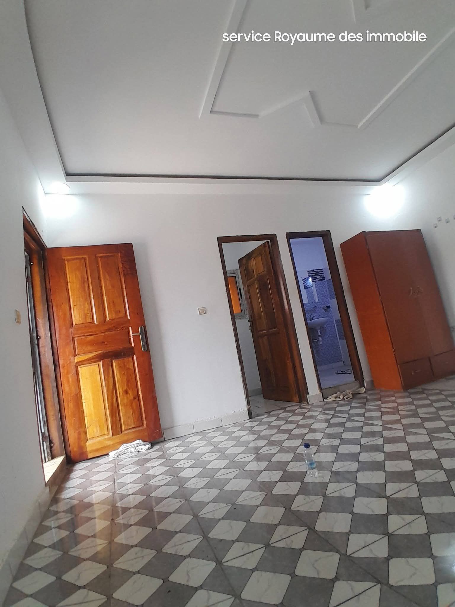 Studio américain au 2e étage