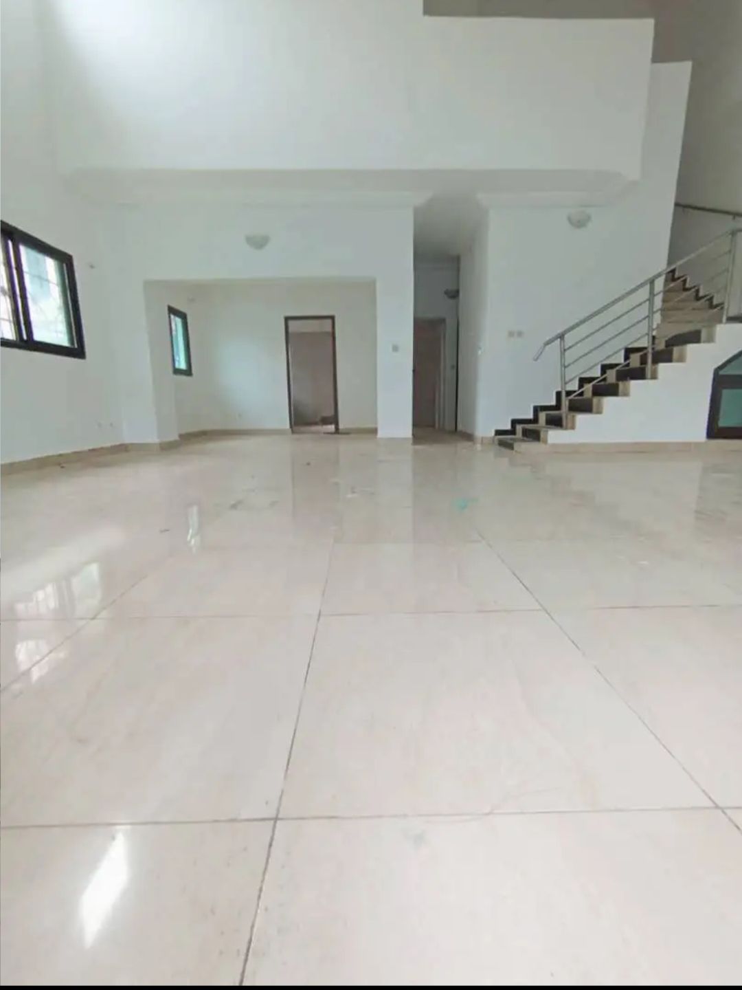 VILLA DUPLEX 4 PIÈCES À LOUER