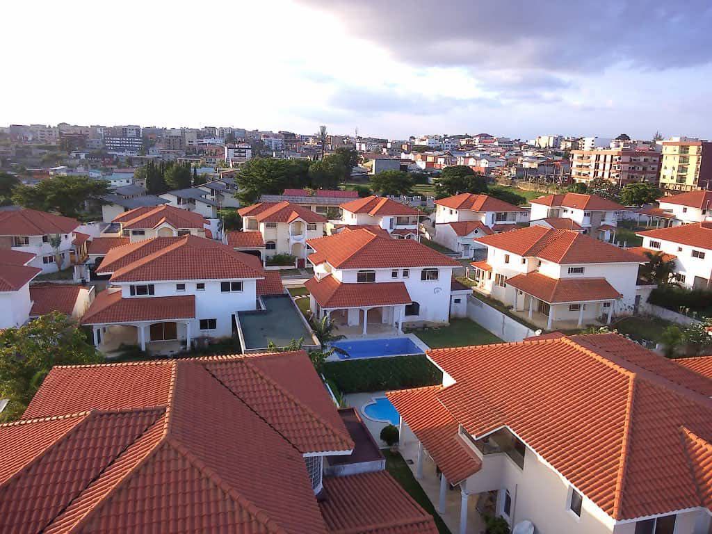 A VENDRE SUPERBE VILLA DUPLEX 7 PIÈCES