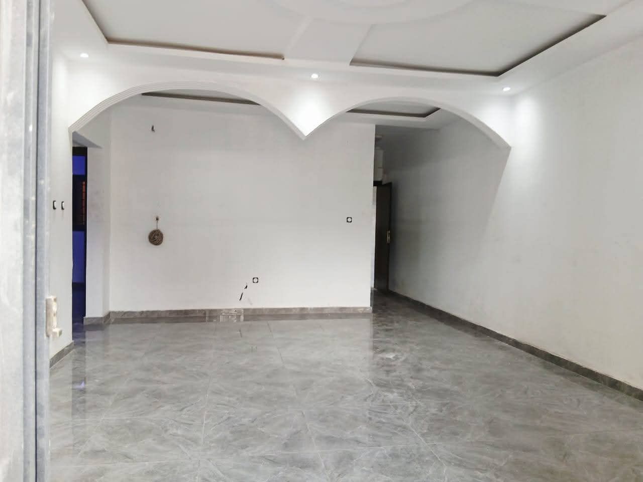À LOUER APPARTEMENT 3 PIÈCES