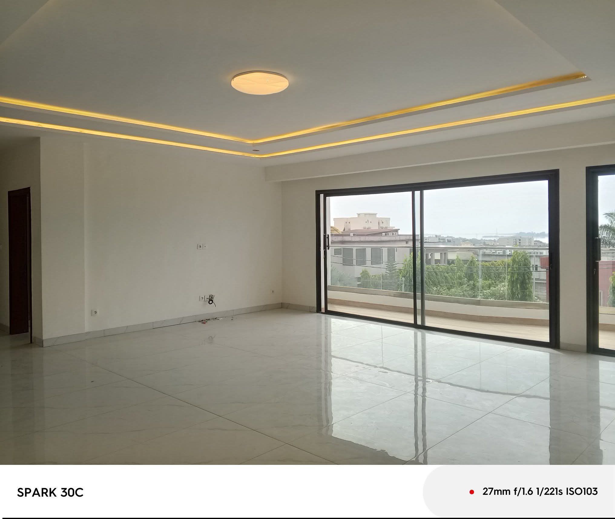 APPARTEMENT 4 PIÈCES À LOUER