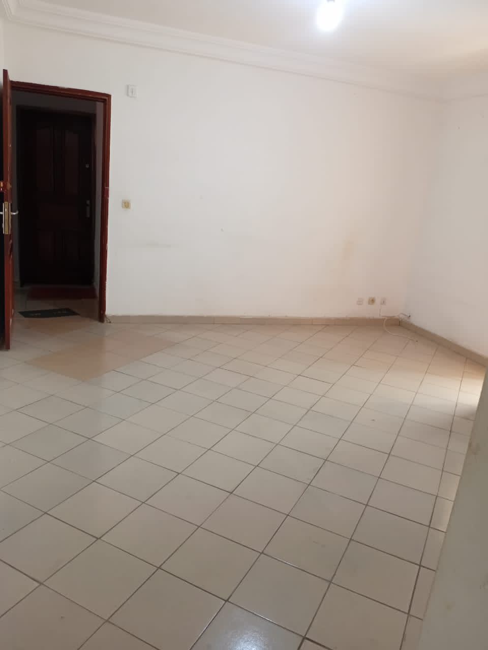 APPARTEMENT 2 PIÈCES À LOUER