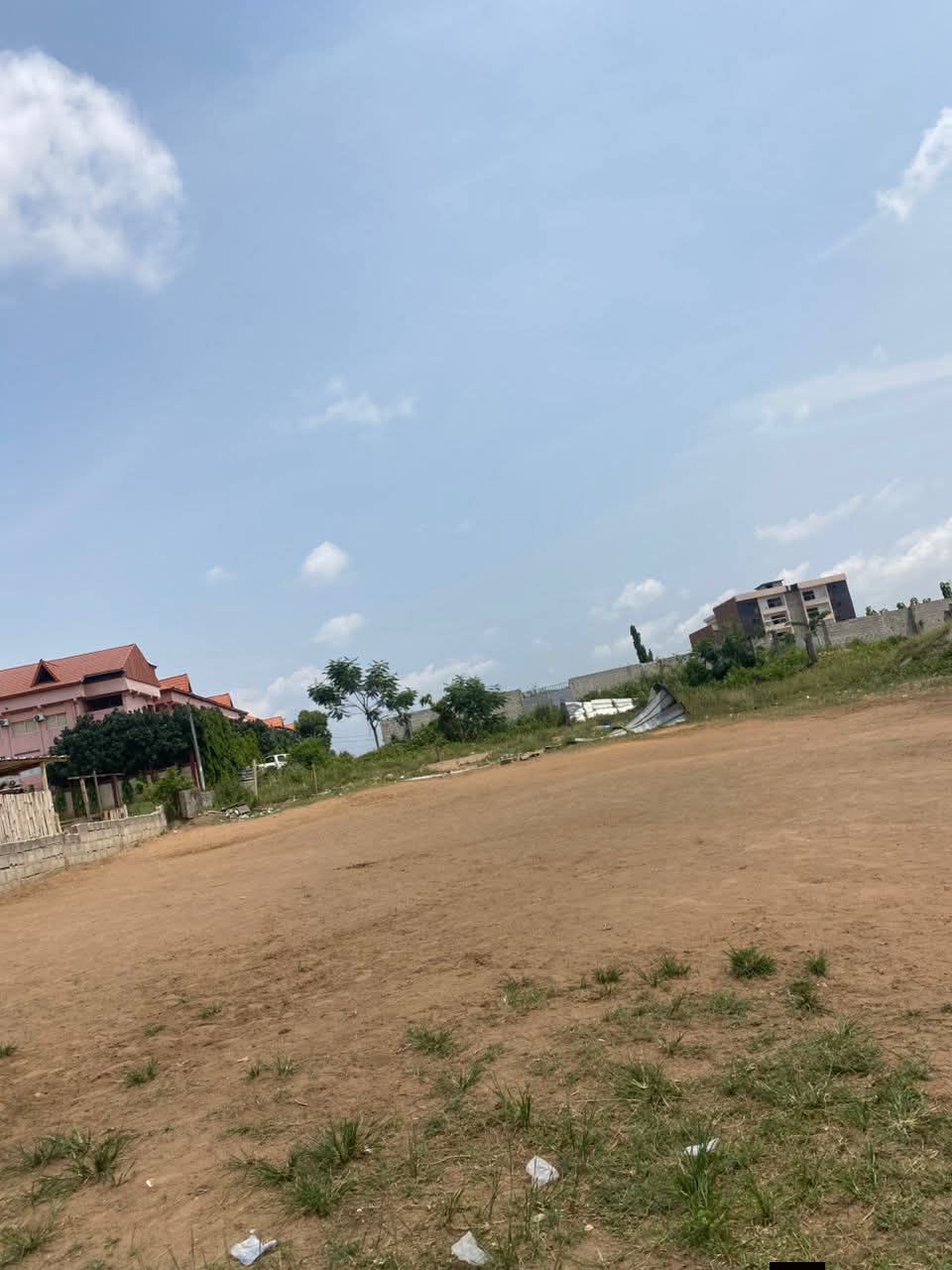 Vente de 2 lots de 600 M2 avec ACD