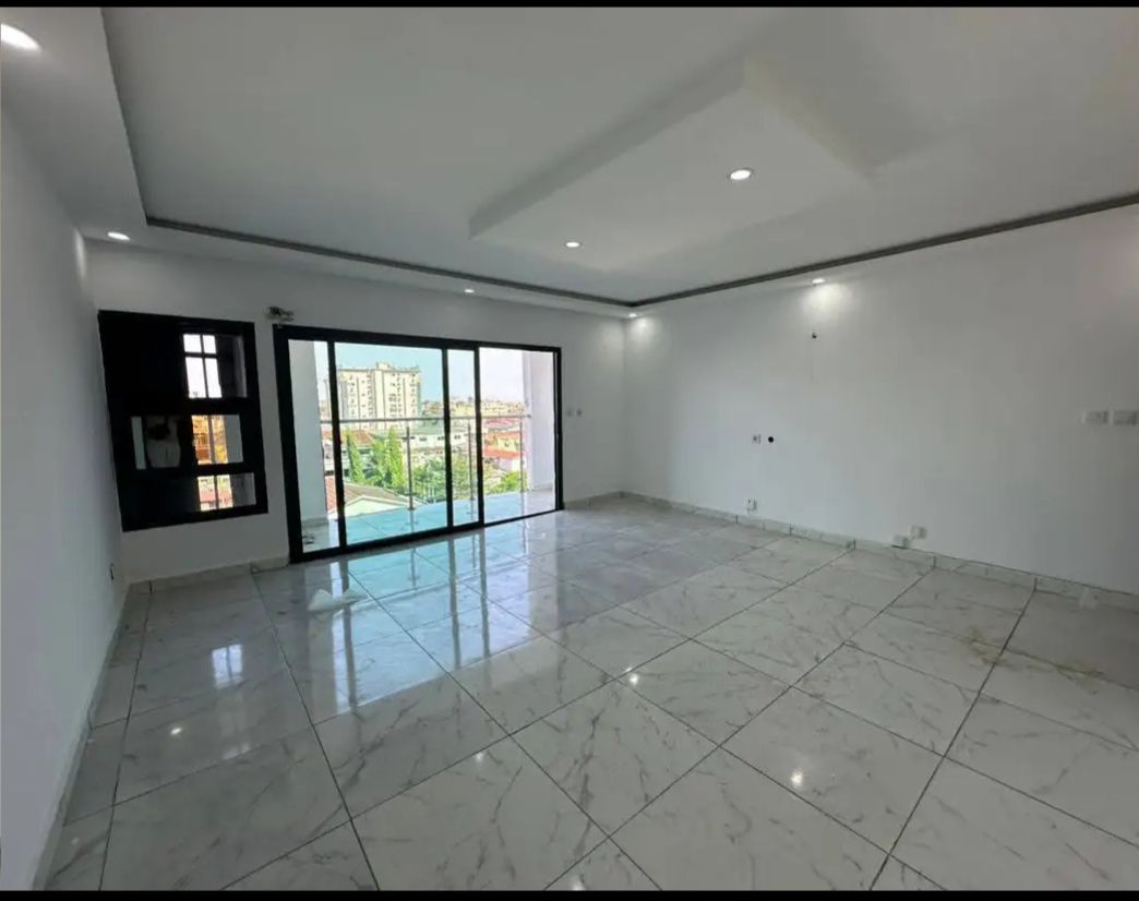 Appartement 3 pièces bon standing au 5e étage