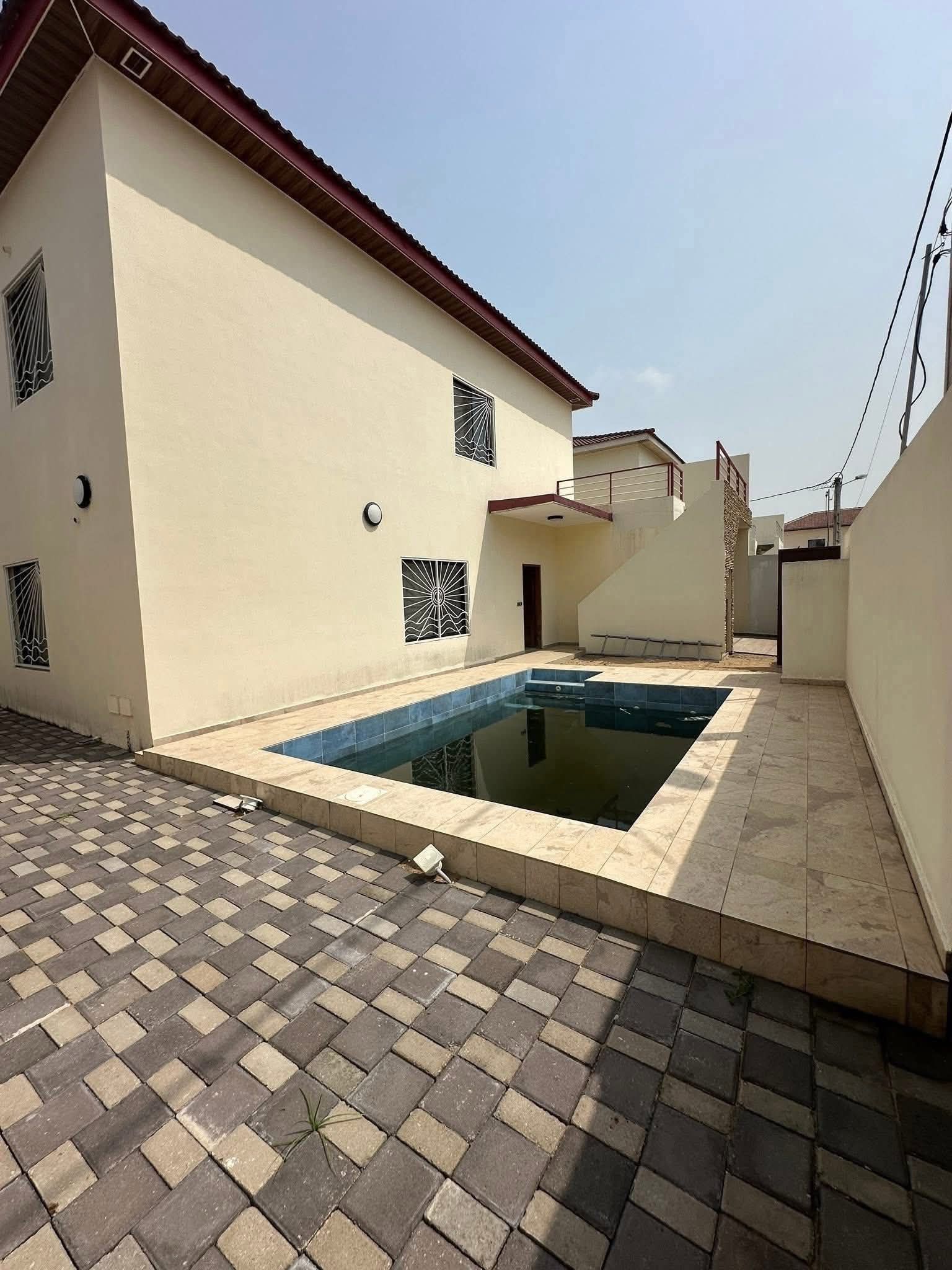 Belle villa duplex en location
