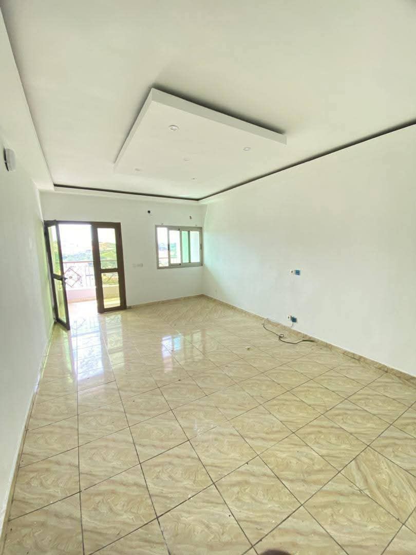 APPARTEMENT 3 PIÈCES EN LOCATION