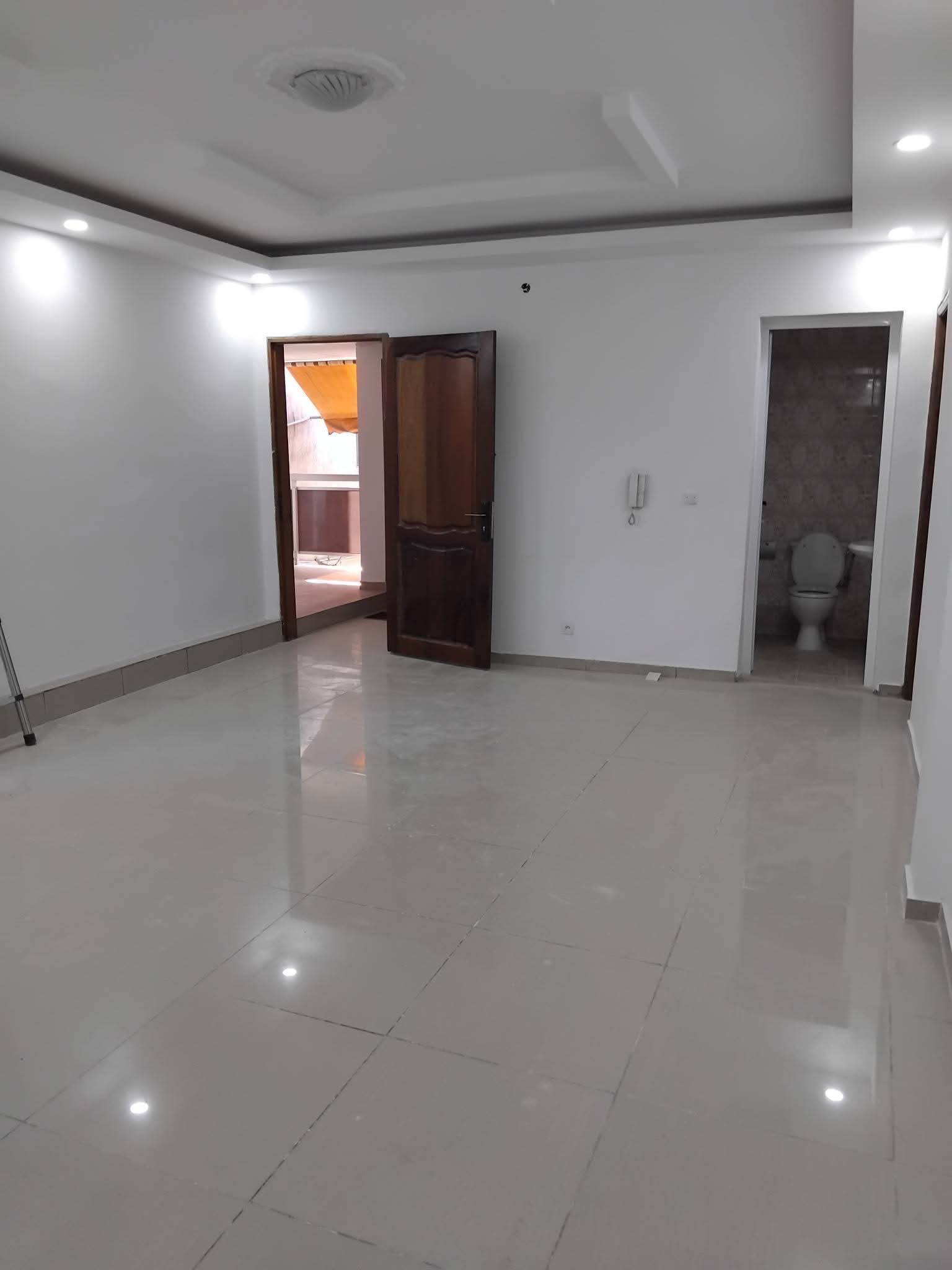 Grand appartement 3 pièces au 1er étage