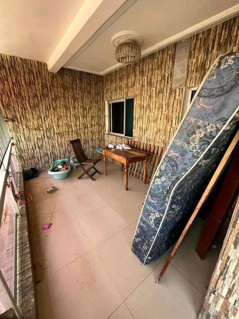 Appartement 3 pièces au 4e étage