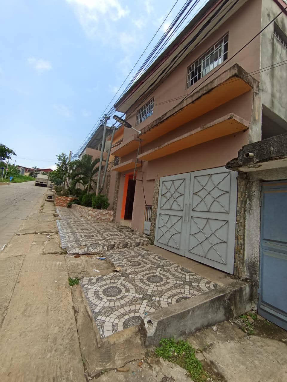Belle villa duplex en location