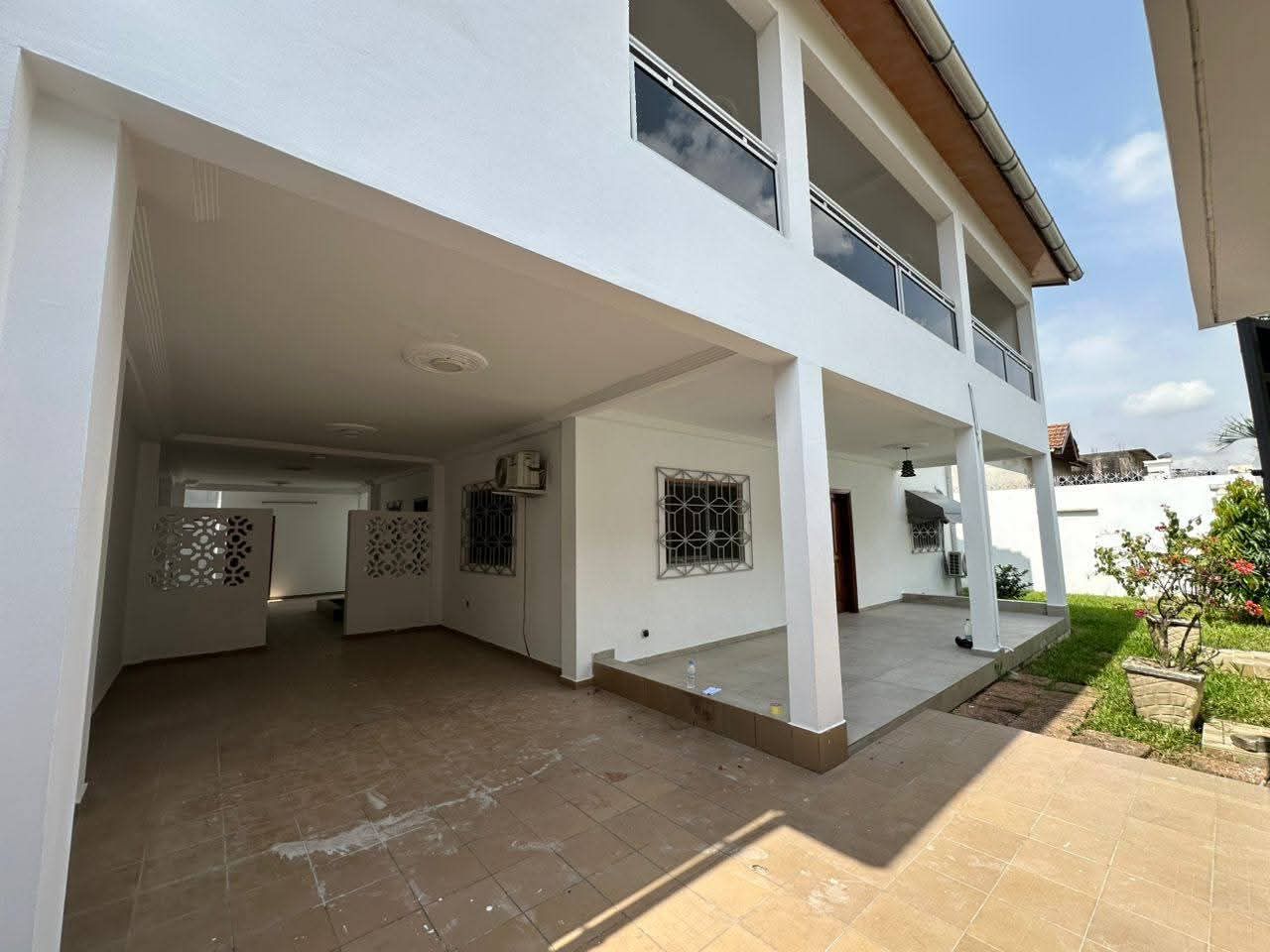 VILLA DUPLEX 5 PIÈCES À LOUER