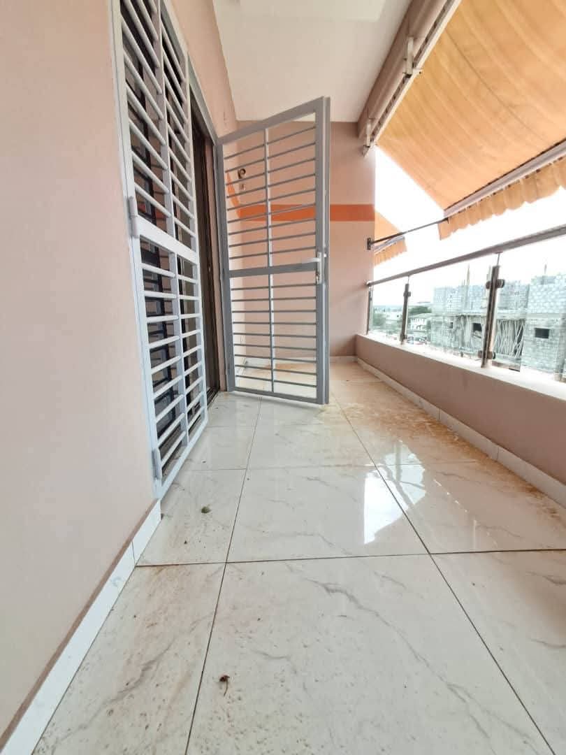 Appartement 4 pièces au 3e étage