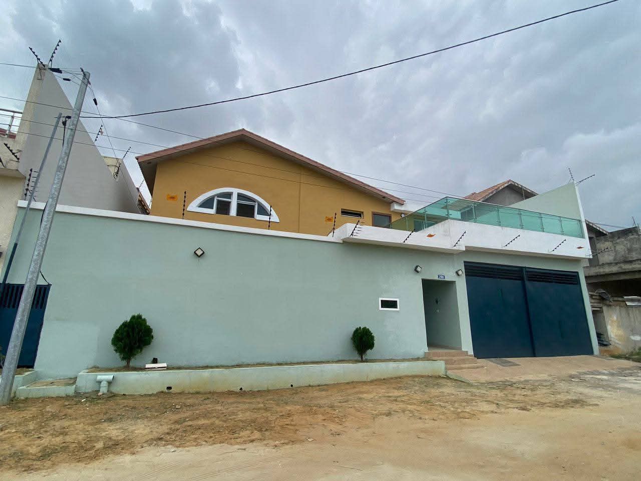 Magnifique villa duplex 8 pièces avec ACD