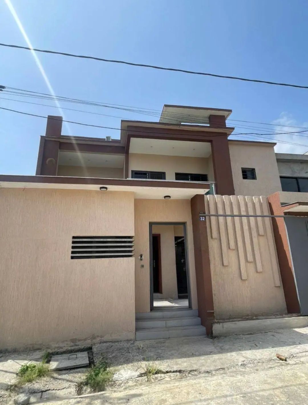 VILLA TRIPLEX 10 PIÈCES À LOUER